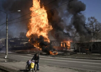 கிரைமியாவின் ரஷ்ய இராணுவத் தளத்தில் பாரிய தீ: உச்ச கட்ட பதட்டம்