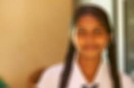 பாடசாலை சென்ற மாணவியை கடத்த முயன்ற மர்ம நபர்கள்