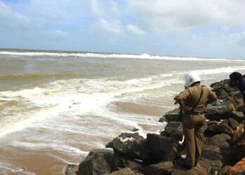 நீர்கொழும்பு நீதிமன்றத்துக்கு அருகில்அடையாளம் காணப்படாத பெண்ணொருவரின் சடலம் மீட்பு…