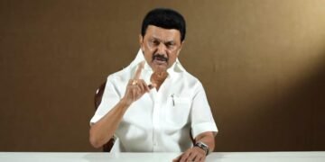 ஆளுநருடன் கடுமையான முறுகல் போக்கு : சுதந்திர தின தேநீர் விருந்தை புறக்கணித்த முதல்வர் ..