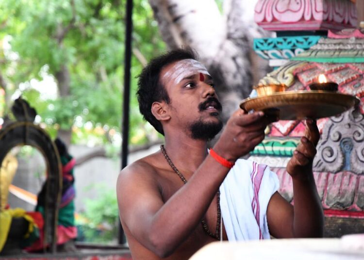 உச்சநீதிமன்றம் தீர்ப்பு : சுப்பிரமணியம் குருக்கள் மனு தள்ளுபடி.