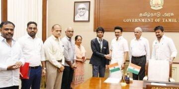 செஸ் வீரர் குகேஷ் பேட்டி உலகின் நம்பர் 1 வீரராக உழைப்பேன்!”