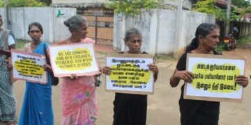 காணாமல் ஆக்கப்பட்டோர் சங்கம் சார்பில் முல்லையில் கண்டன ஆர்ப்பாட்டம் ….