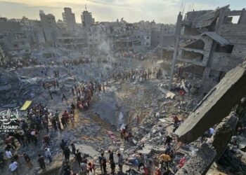 காசாவின் ஜபாலியா அகதிமுகாம் மீது தாக்குதல்  50க்கும் அதிகமானவர்கள் பலி.