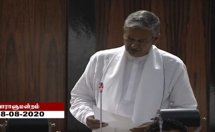 மத்திய வங்கி சேவையாளர்களின் கணக்கு மிகுதிக்கு சேமலாப நிதிய கணக்குகளுக்கு ஊழியர்  9 சதவீத வட்டி நியாயமா?