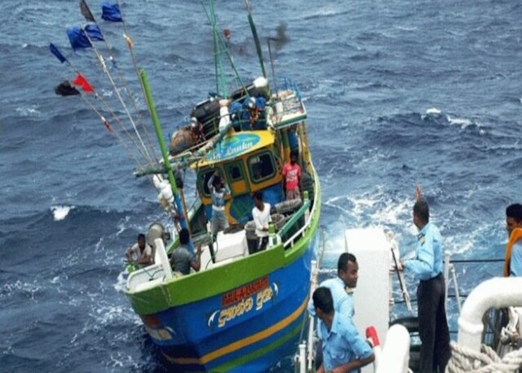 போராட்டத்தை முன்னெடுப்போம் மீனவசங்கங்கள் எச்சரிக்கை.!