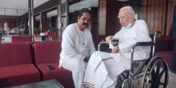 இரா.சம்மந்தன் சிறீதரனை நேரில் சந்தித்து வேண்டுகோள் விடுத்தார் .!
