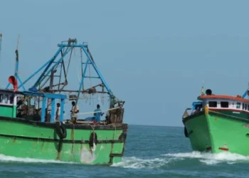 கிளிநொச்சி நீதிமன்றத்தில் இந்திய மீனவர்களுக்கு விளக்கமறியல்
