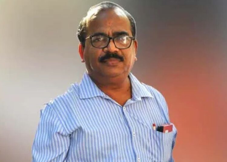 “நட்டாற்றில் விடப்பட்டாரா நாஞ்சில் சம்பத்?” – ஈரோடு தவெக மாநாட்டில் புறக்கணிக்கப்பட்டாரா என்ற சர்ச்சை!