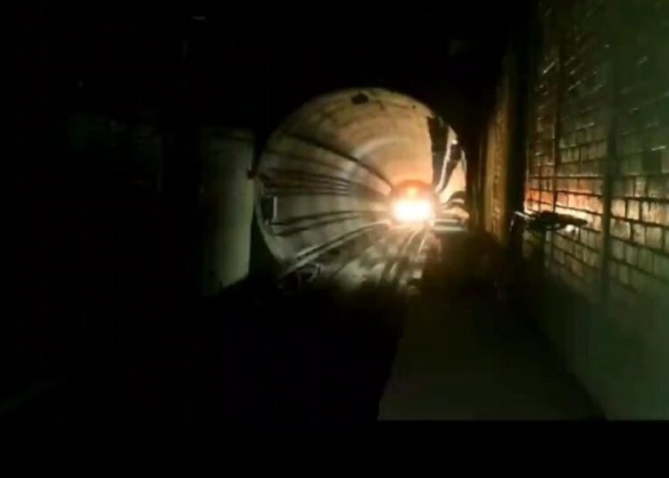 மெட்ரோ 2-ம் கட்டப் பணிகள் – முக்கிய சுரங்கப்பாதை இணைப்பு இன்று நிறைவு